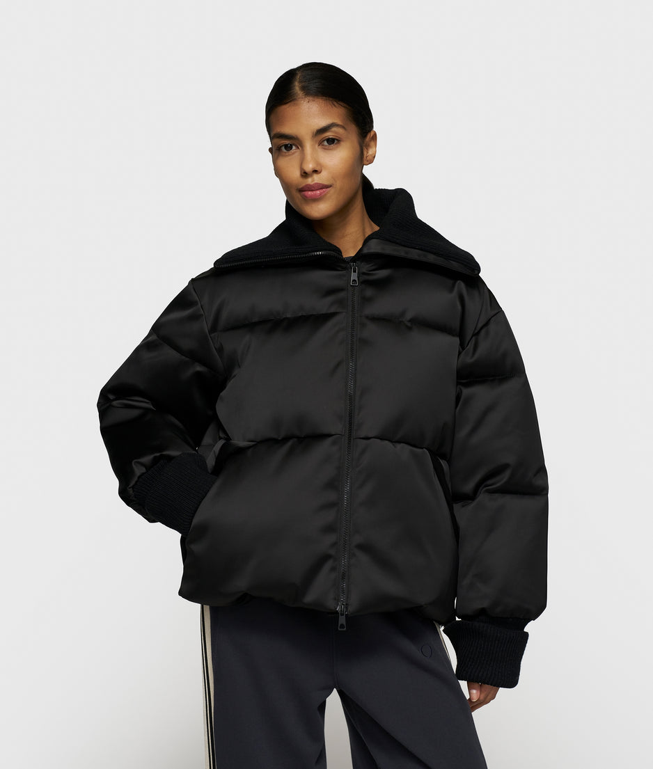 the smoking puffer jacket | black