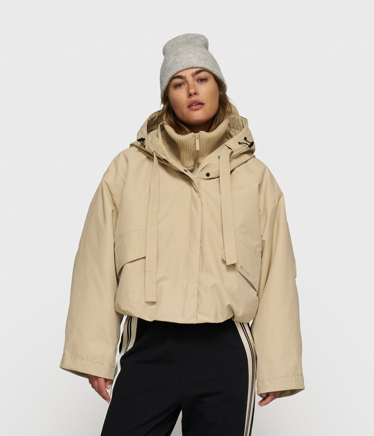 the queen parka | pure sand