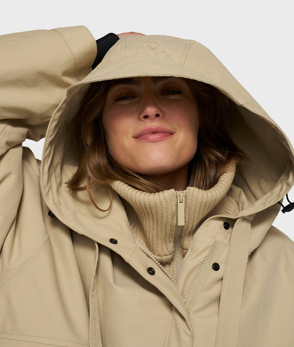the queen parka | pure sand