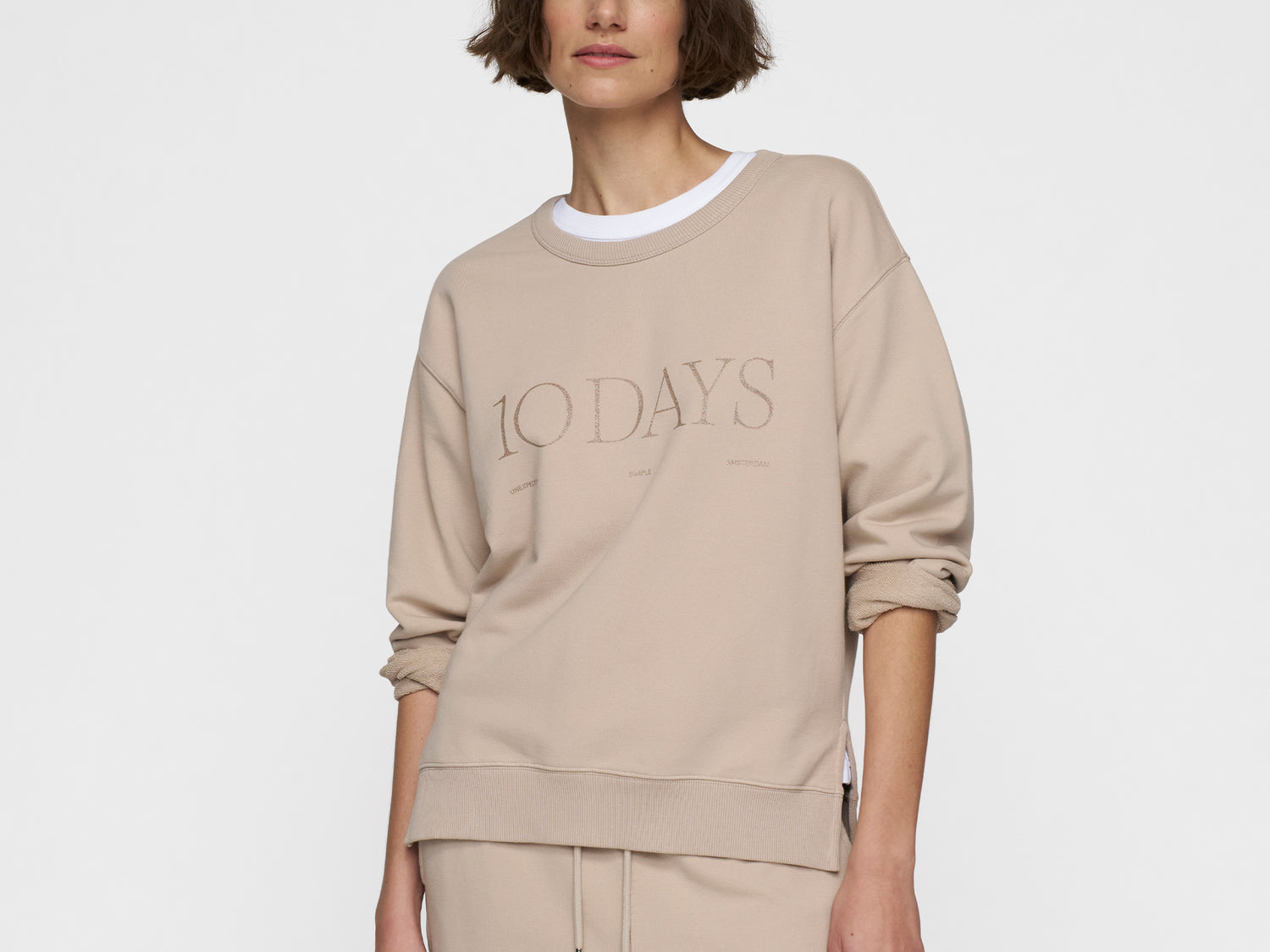 sweater logo | rope