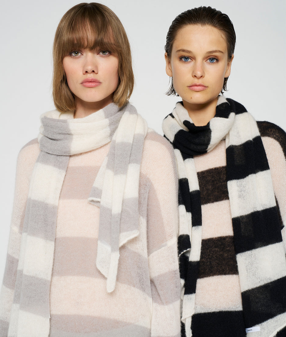 scarf knit stripe | ecru/black