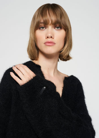 soft oversized sweater | black