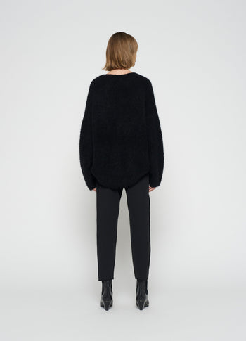 soft oversized sweater | black