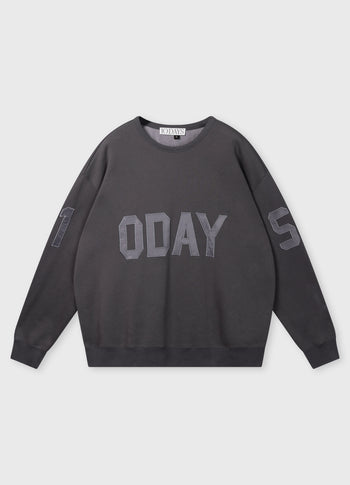statement sweater logo | steel blue